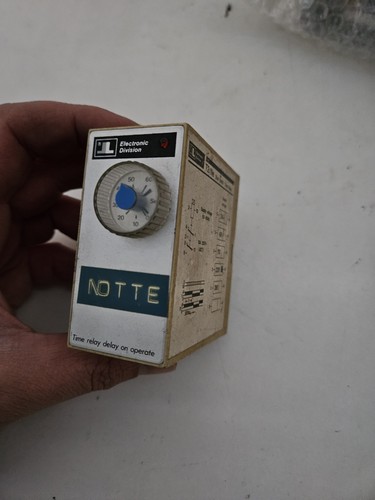 Relè temporizzato modello t1e - modello,