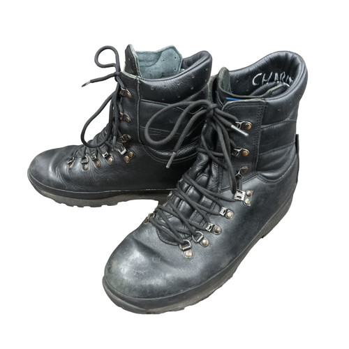 Altberg defender black - black, leather