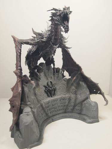 Statua drago alduin - statua,