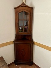 Elegante Angoliera Classica in