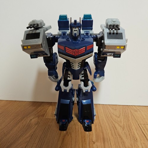 Transformers animated leader - animated,