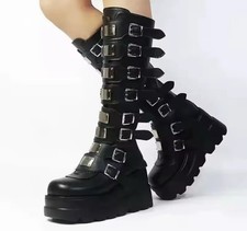 Bottes gothiques Ou  Techno