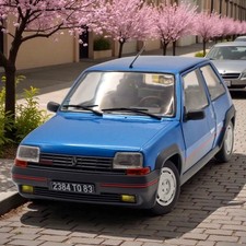 Renault 5 GT Turbo MK1 anno 1985 blu alpino 1:18 solido