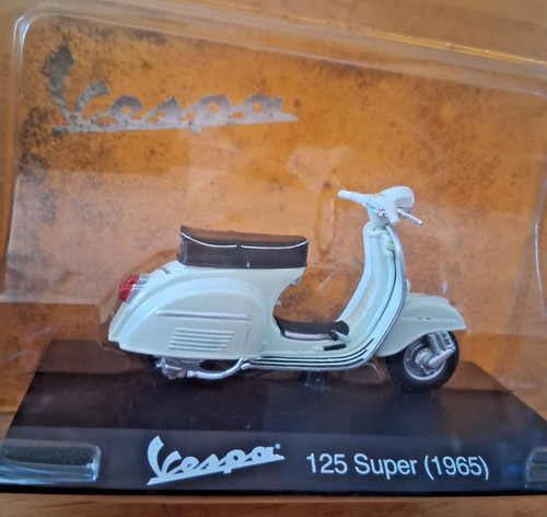 Modellino vespa 125 super - modellino,