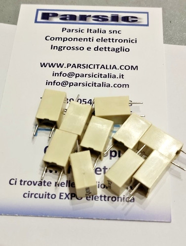 Condensatore poliestere 82uf - condensatore,