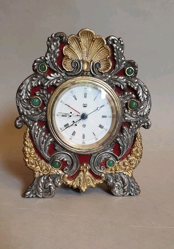 Cornice argento con - argento, orologio