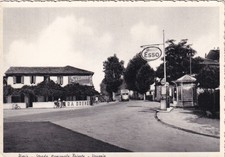 CARTOLINA DI GORIZIA ,PIERIS - STRADA NAZIONALE - DISTRIBUTORE ESSO - BAR SPORT