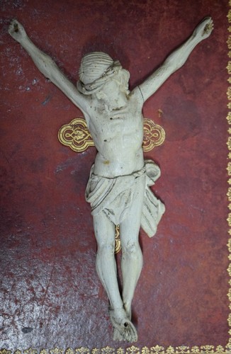 Relic crucified reliquia - crucified,