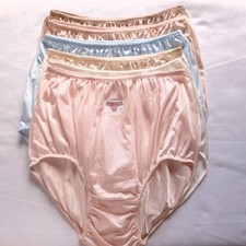 6 pezzi più mutandine nonna