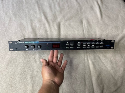 Alesis midiverb processore - 3,