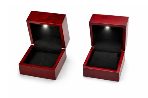 Astuccio anelli orecchini led - anelli/orecchini,