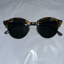 Occhiali da sole Ray-Ban Clubround maculati neri polarizzati RB4246