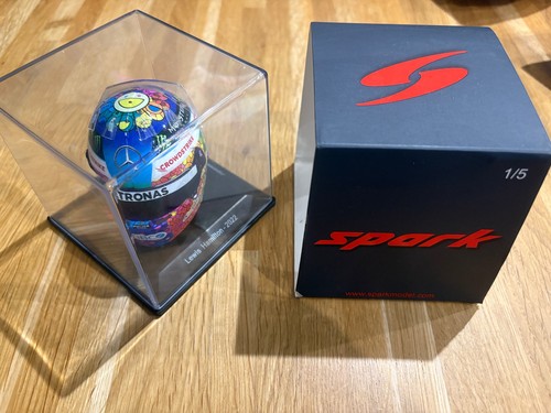 Casco lewis hamilton - lewis,