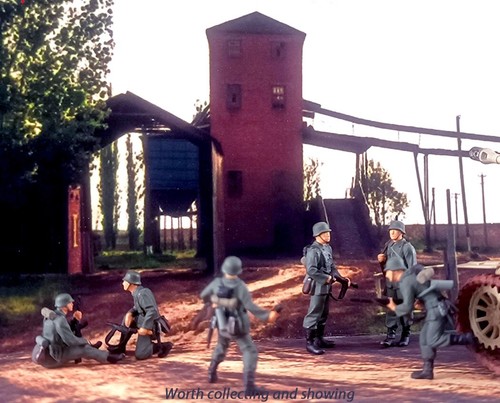 Wwii 72 soldatini corpo - 1:72,
