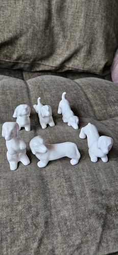 Porcelain dog figures - dog,