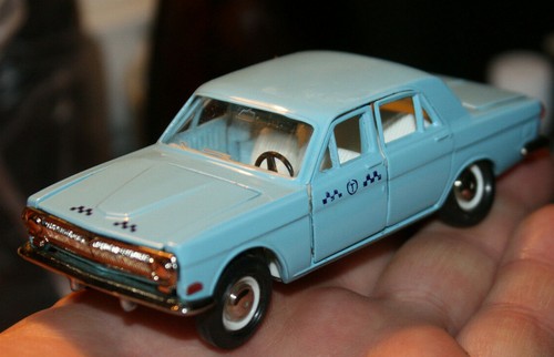 Volga gaz taxi - taxi, azzurro