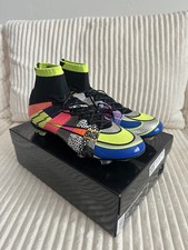 NIKE MERCURIAL SUPERFLY 4