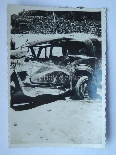 Trieste auto 1930 distrutta - trieste,