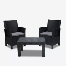 Salotto giardino esterno 2