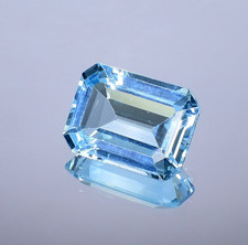 Pietra preziosa sfaccettata
