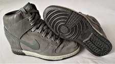 Scarpe da ginnastica Nike da donna Dunk Sky N38,5