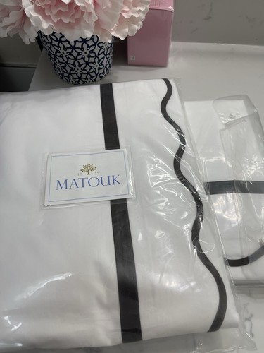 1050 matouk italia - $1050,