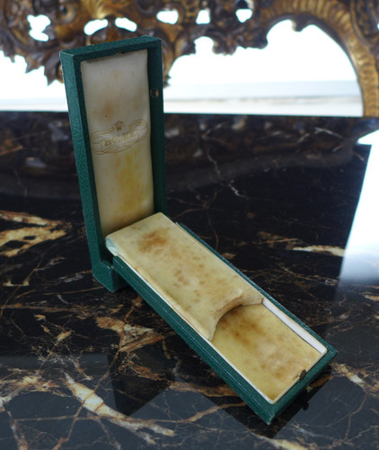 Una scatola originale - scatola, vintage