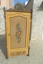 Armadio Tirolese Dipinto metà