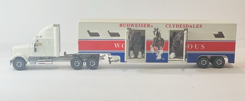 Camion trasporto cavalli