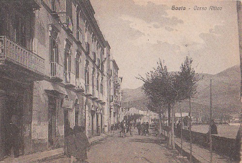 Gaeta corso attico - gaeta,