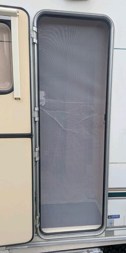 Zanzariera cieca per porta