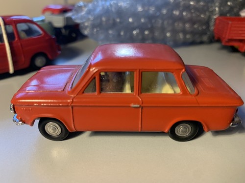 Modello auto vintage triang - auto,