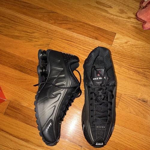 Nike shox 2025 - triple, black