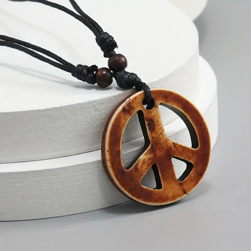 Collana con ciondolo simbolo