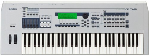 TASTIERA/SYNTH/WORKSTATION