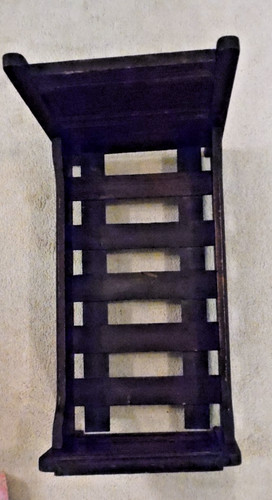 Antico letto per bambole - , in