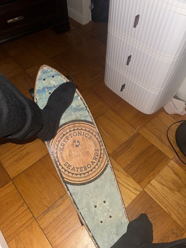 skateboard