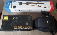 Reflex Nikon D5100 + Obiettivo AF-S Nikkor 18-105 + accessori