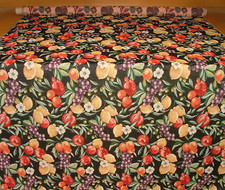 Estate Frutti Nero Arazzo