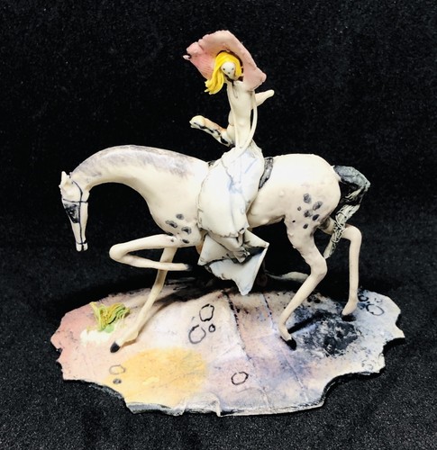 Scultura statuina ceramica