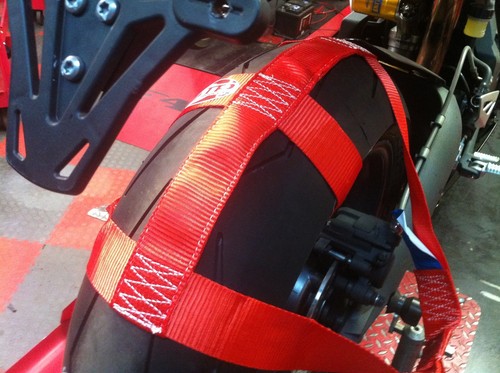 Cinghia per trasporto moto