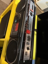 Aiwa Stereo 210