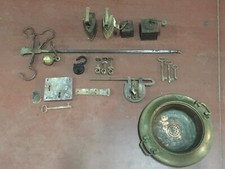 Lotto Oggetti Antichi Braciere Statera Serrature Chiavi Ferri da Stiro Lucchetti