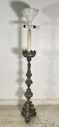 Antica lampada pavimento - antica,