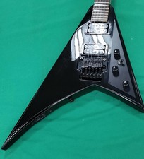 Chitarra elettrica Grover Jackson RRCU-60BK con braccio tremolo gig bag prodo...