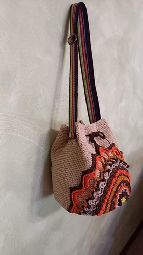 Borsa all uncinetto fatta - all'uncinetto,
