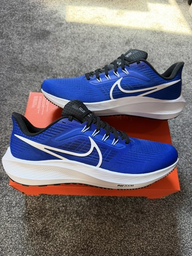 Nike air zoom pegasus - 9.5,