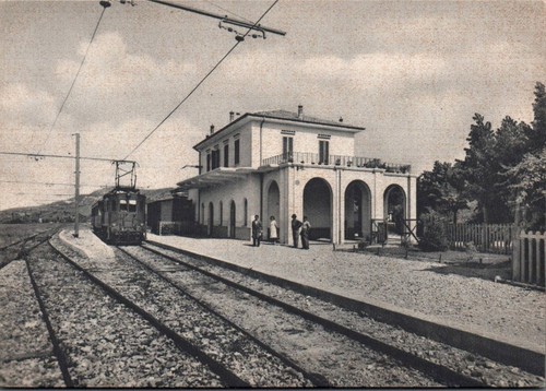 Pavia varzi interno - interno, stazione