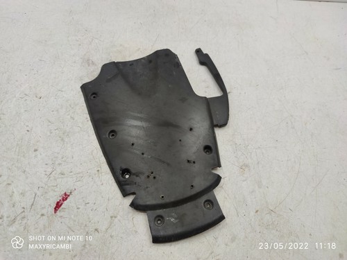 Plastica sotto codone - sotto,