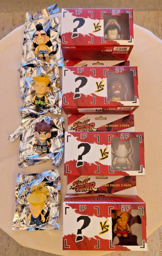 Kidrobot street fighter - fighter, mini